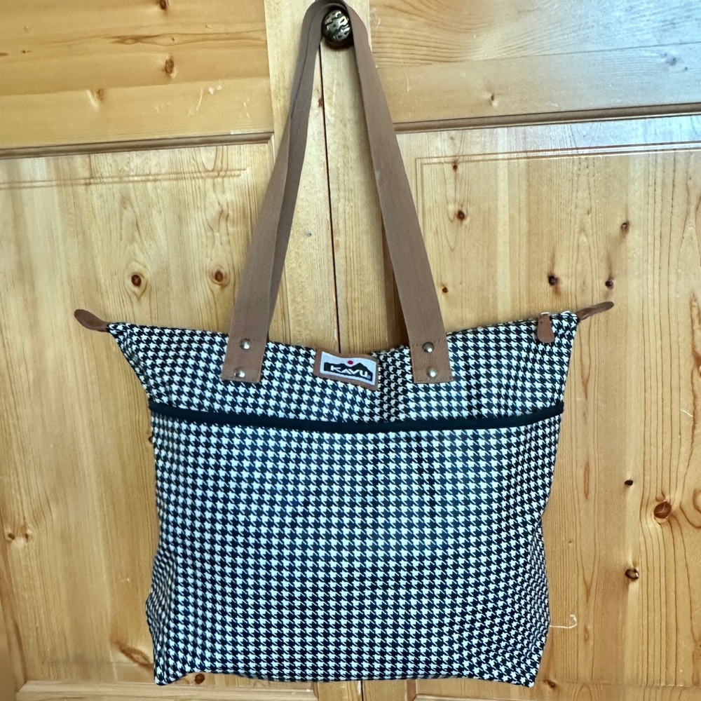 KAVU Polyurethane HOUNDSTOOTH MEDIUM TOTE SHOULDER BAG EXCELLENT